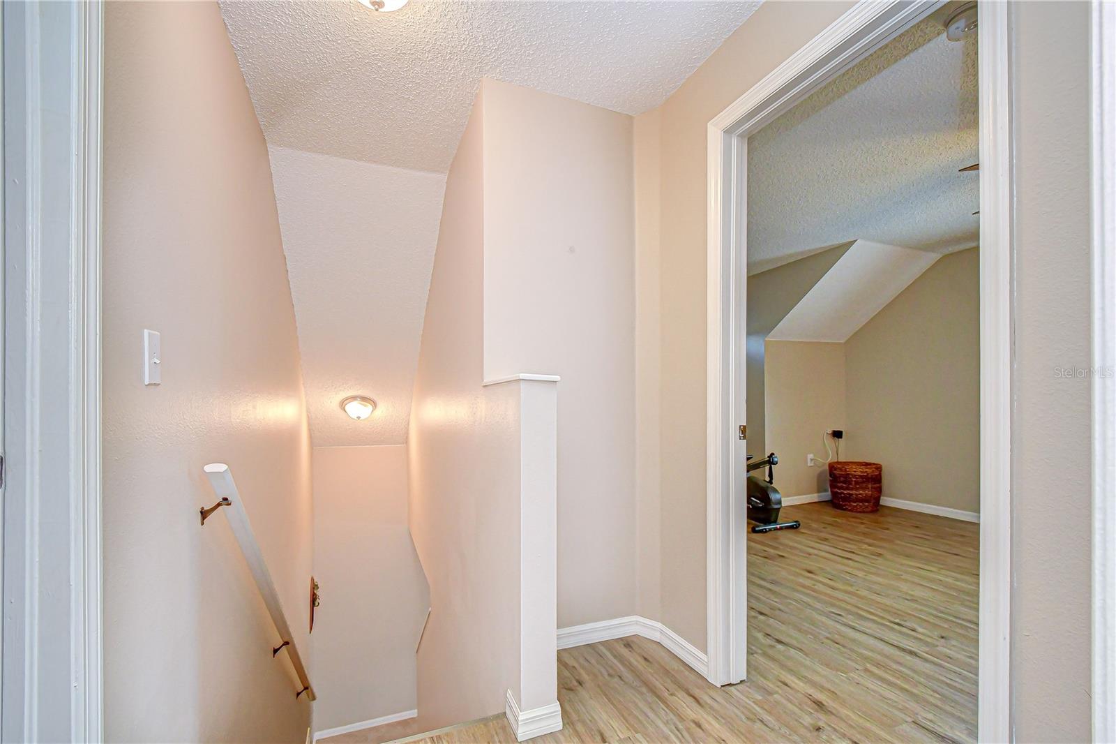 BRENTWOOD HILLS - Residential