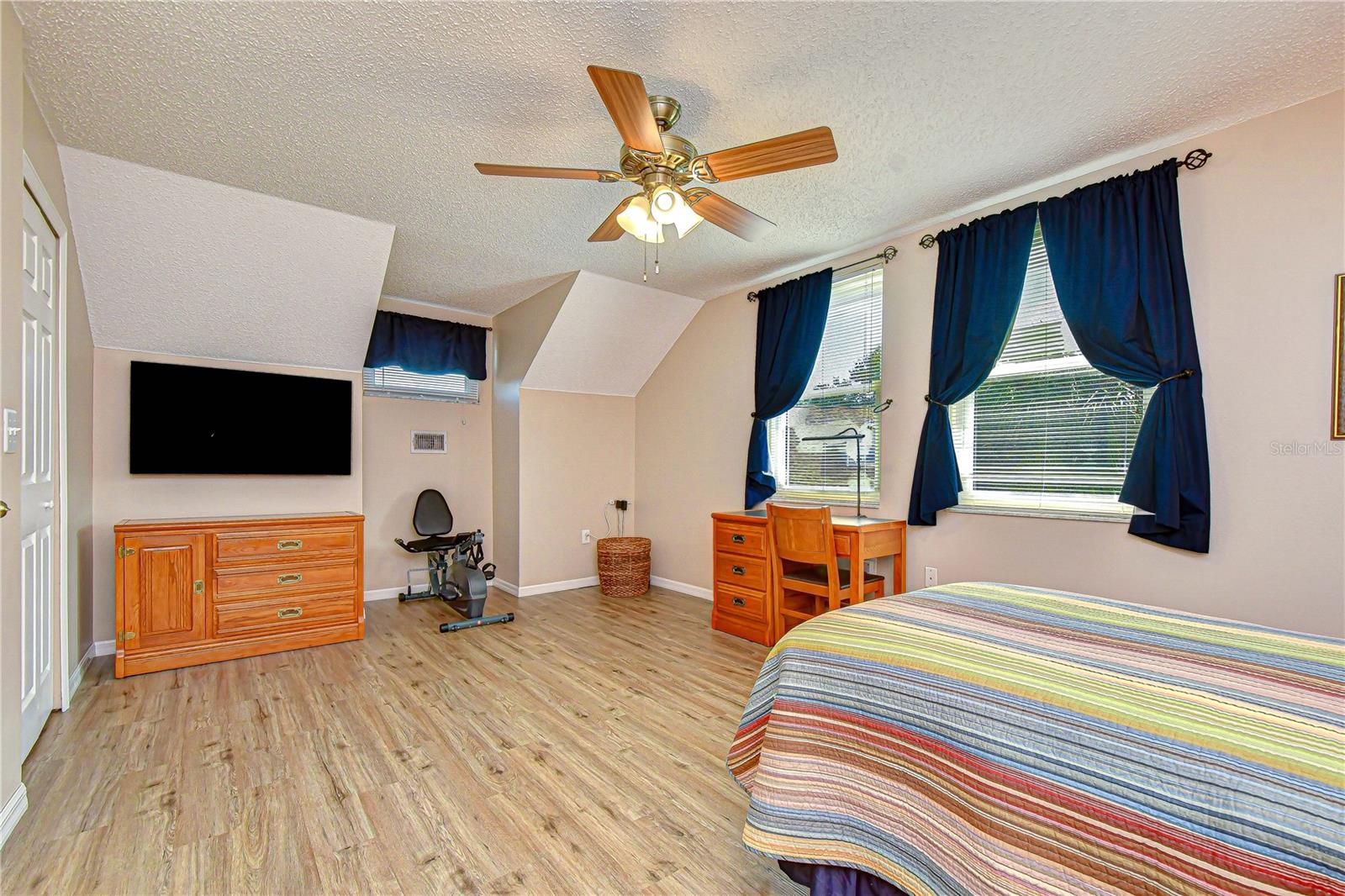 BRENTWOOD HILLS - Residential