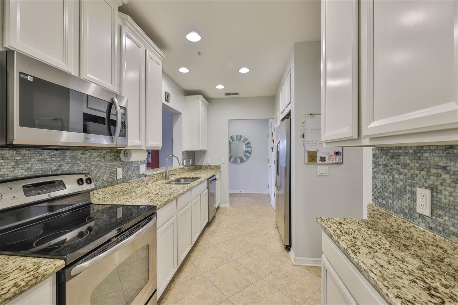 PALMA SOLA TRACE - Residential