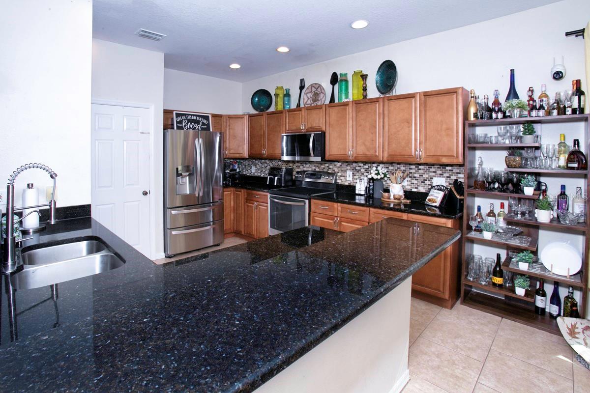 RIVER POINT OF MANATEE - Residential