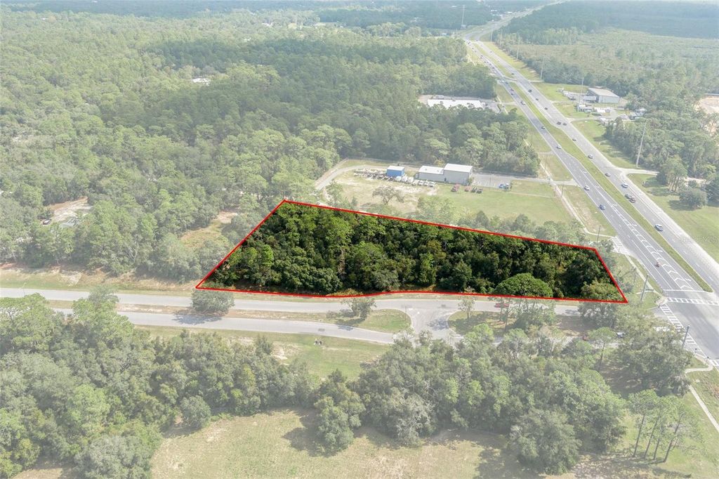 Photo of 271 W Gulf To Lake Highway, Lecanto, FL 34461 (MLS # OM687175)