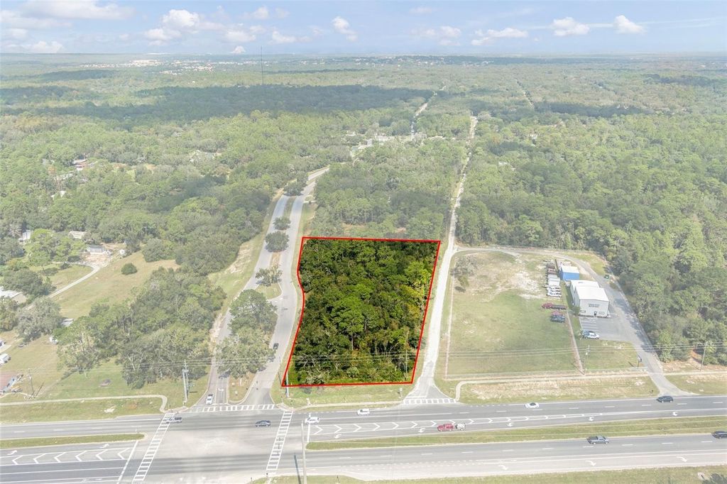 Photo of 271 W Gulf To Lake Highway, Lecanto, FL 34461 (MLS # OM687175)