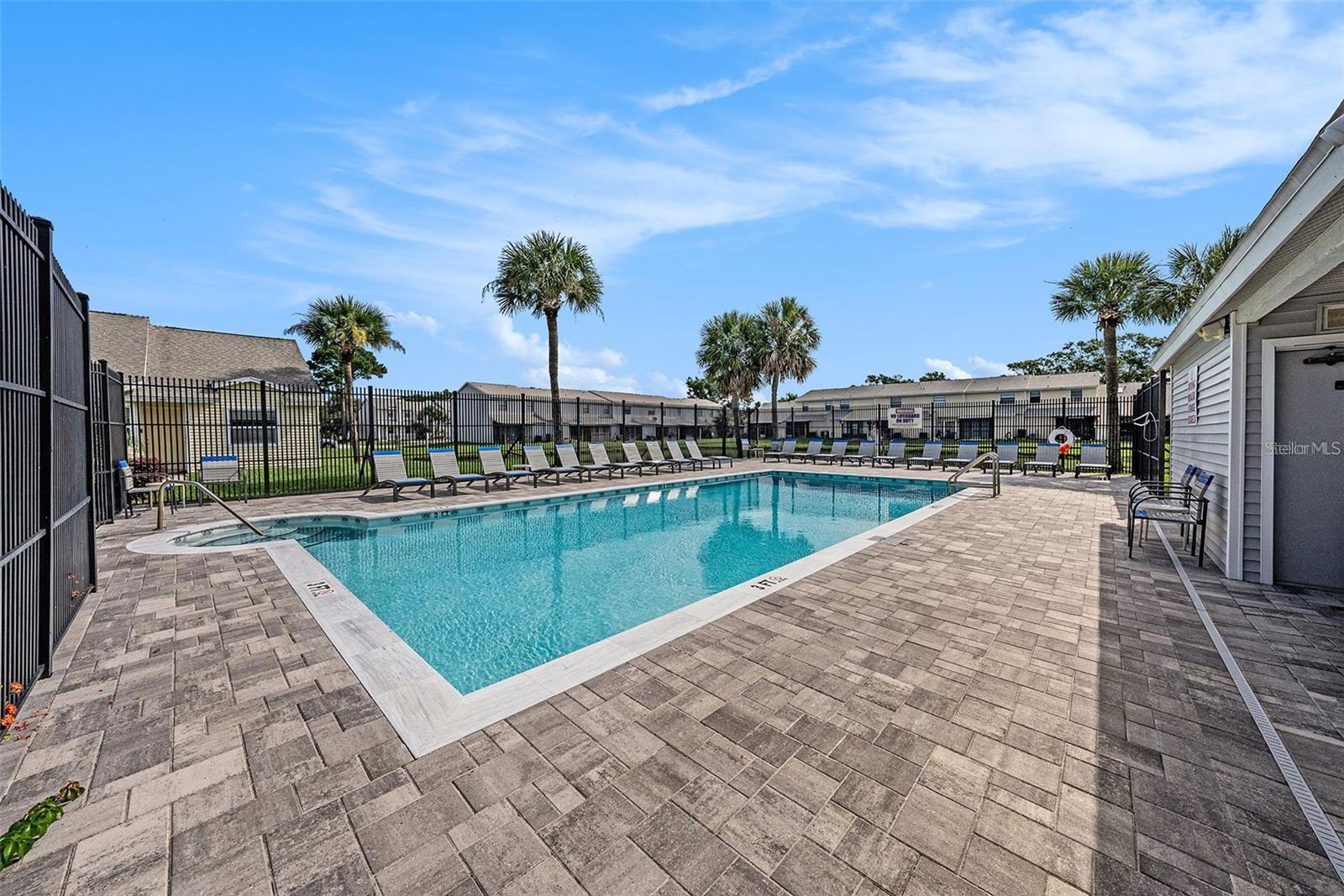 HAMPTON PARK TWNHMS UN 1 - Residential