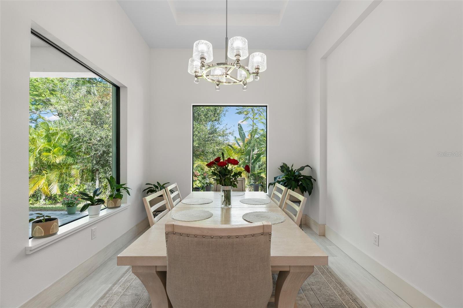 SOUTH VENICE - Residential