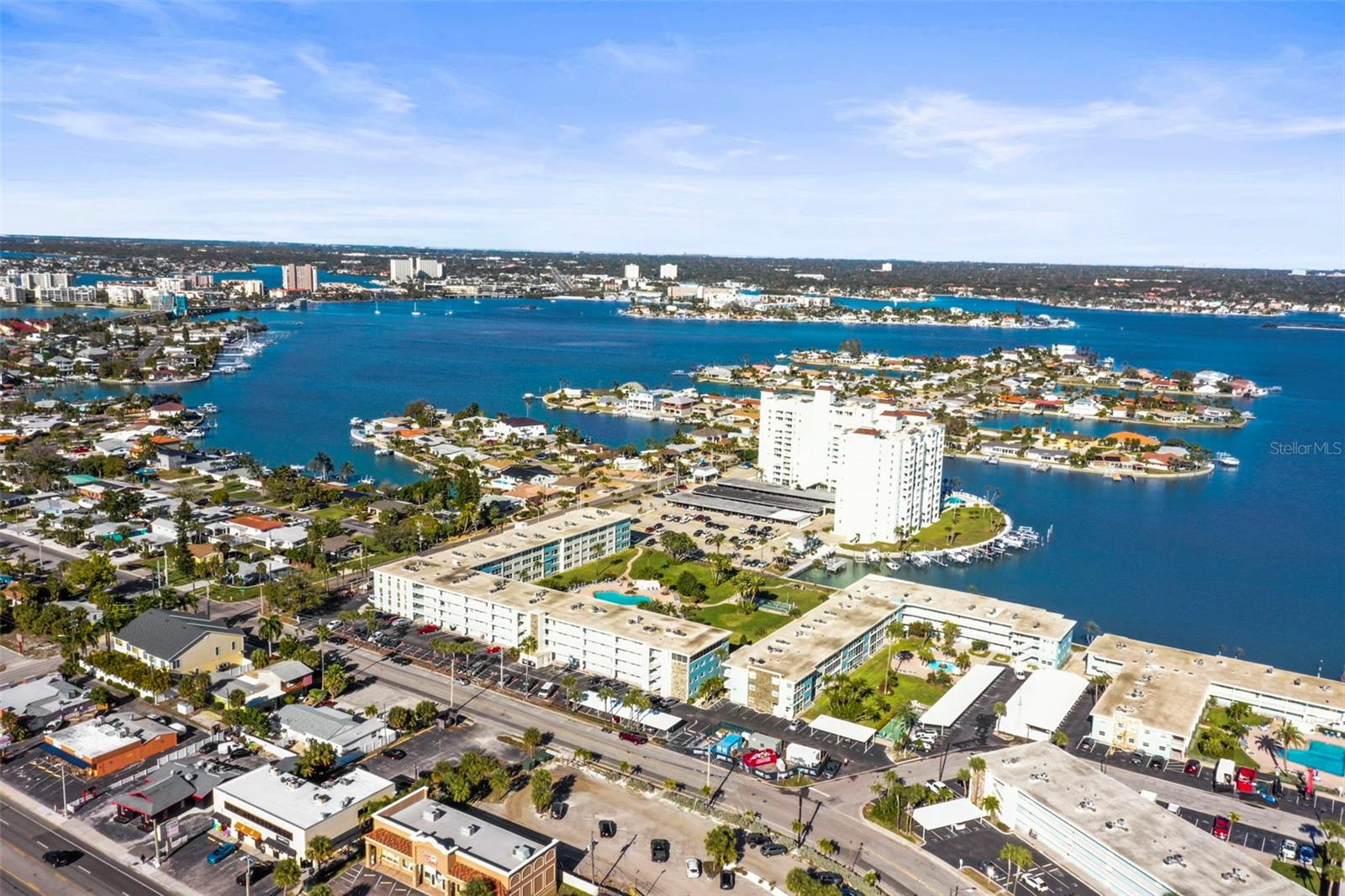 SYLVETTE CONDO - Residential