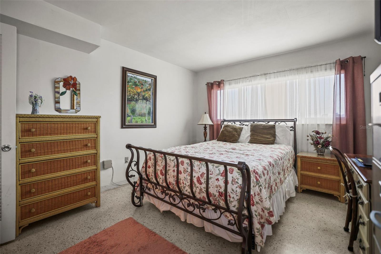 SYLVETTE CONDO - Residential