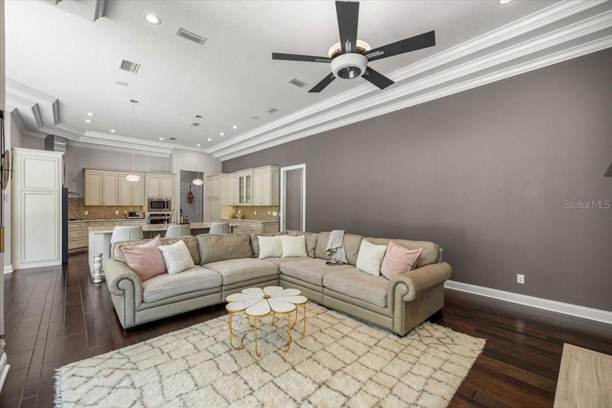 COUNTRY CLUB/OCALA UN 01 - Residential