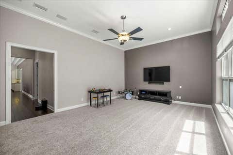 Tiny photo for 6775 SE 12th Circle, Ocala, FL 34480 (MLS # OM724228)