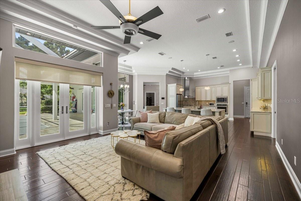 COUNTRY CLUB/OCALA UN 01 - Residential