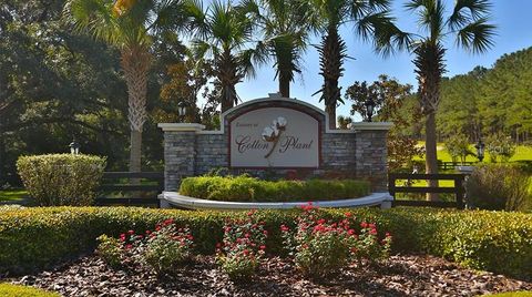 Photo of 11 SW 144th Court, Ocala, FL 34481 (MLS # OM720280)