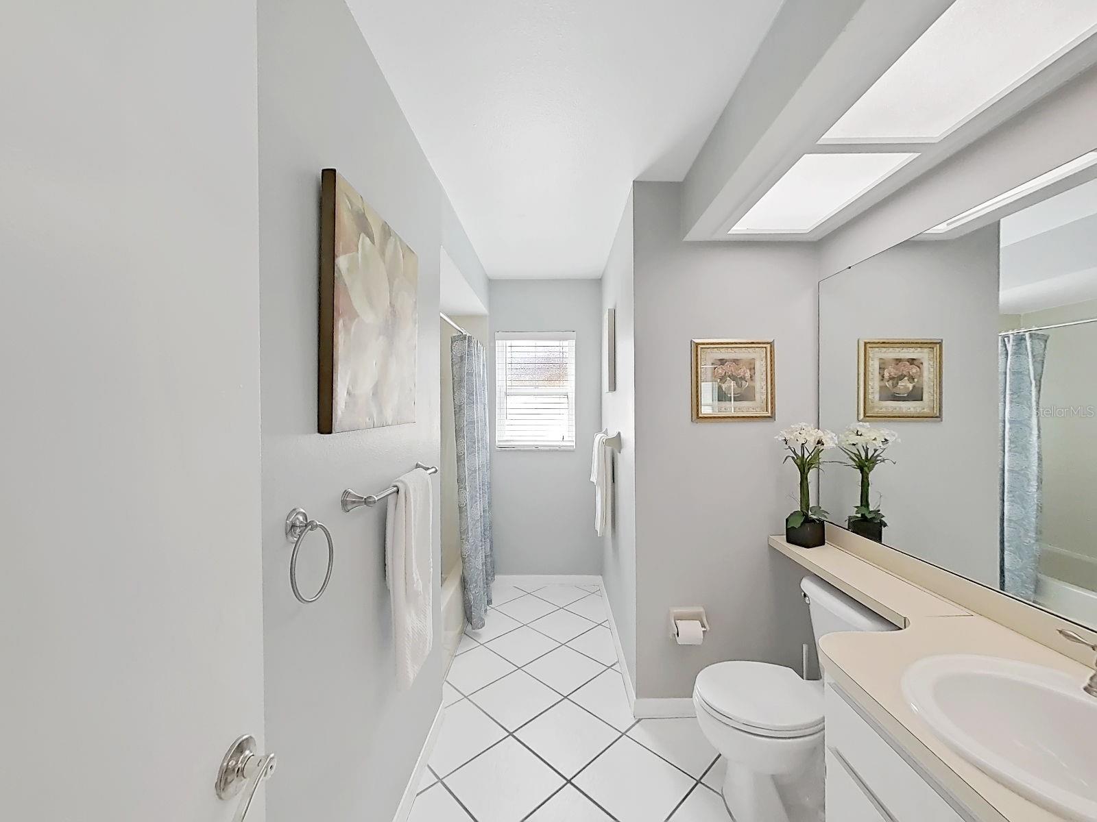 WHISPER LAKE SUB - Residential Lease