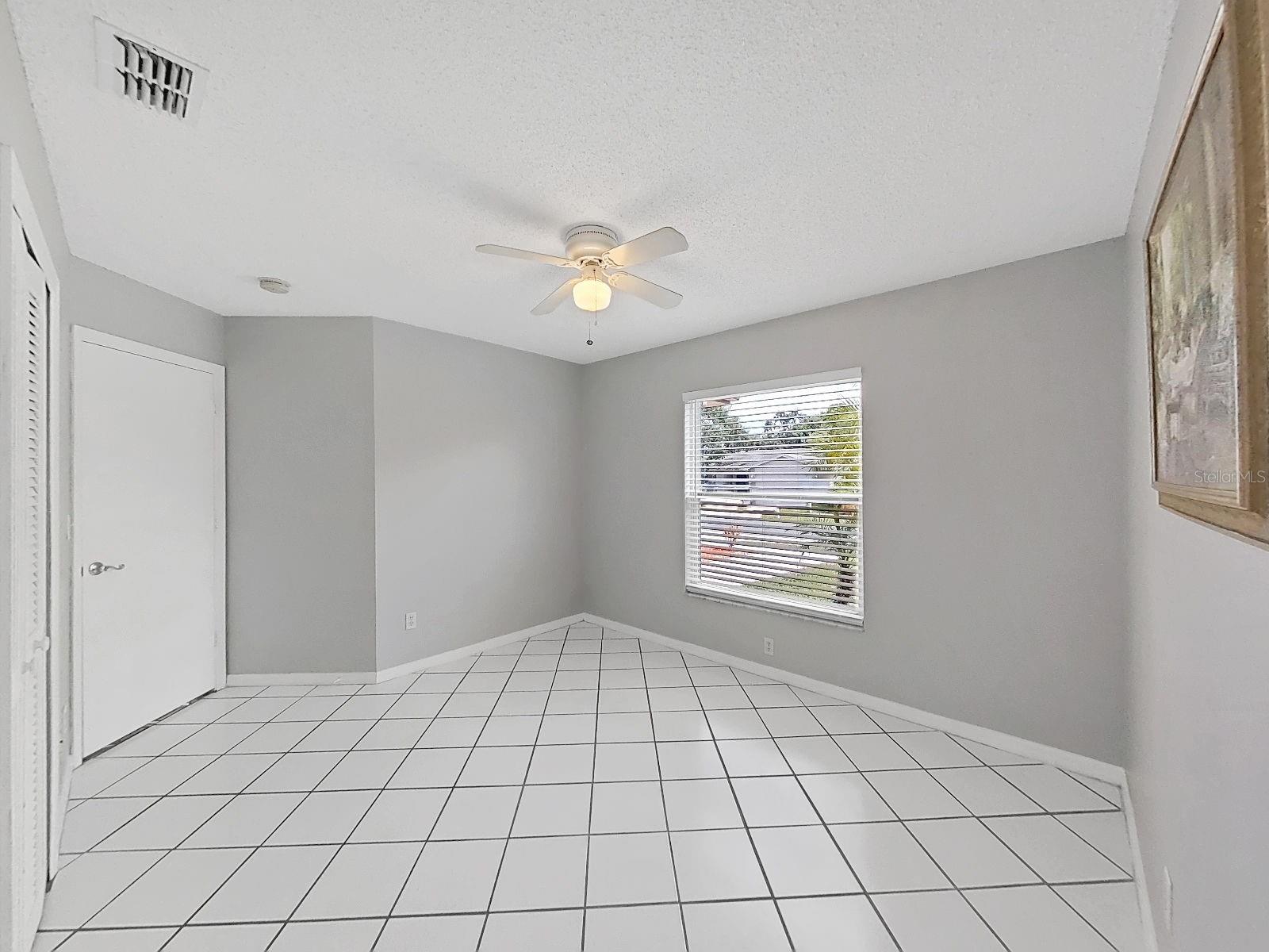 WHISPER LAKE SUB - Residential Lease