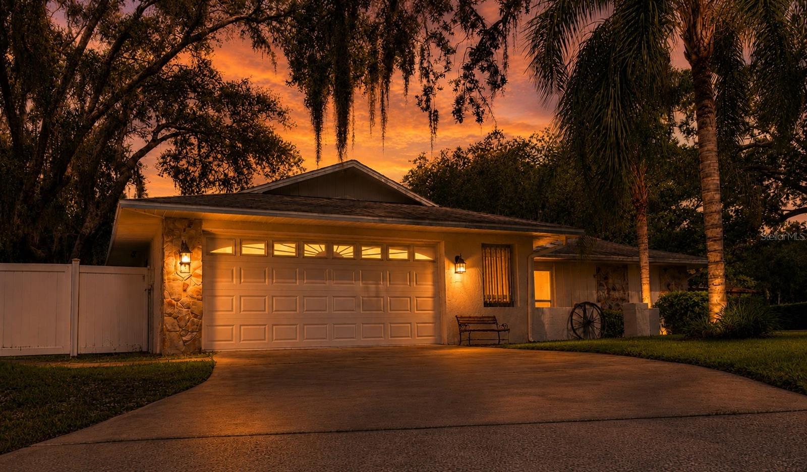 2309 WOODBEND CIRCLE