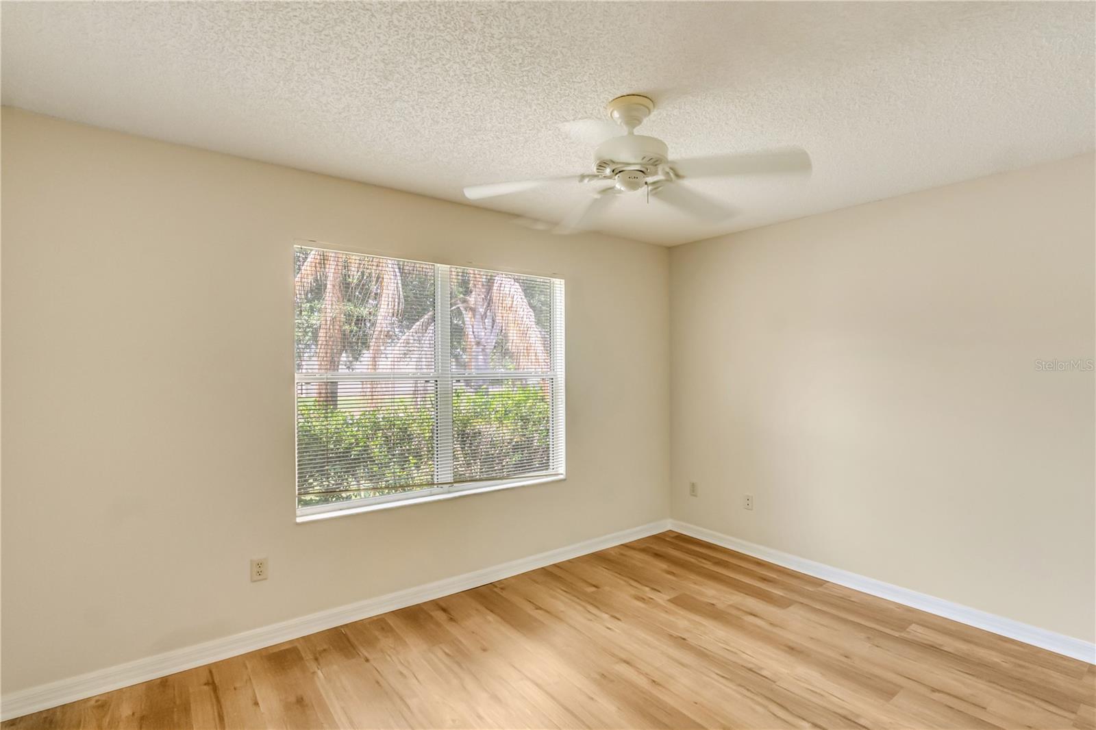 VILLAGE OF LYNNHAVEN - Residential