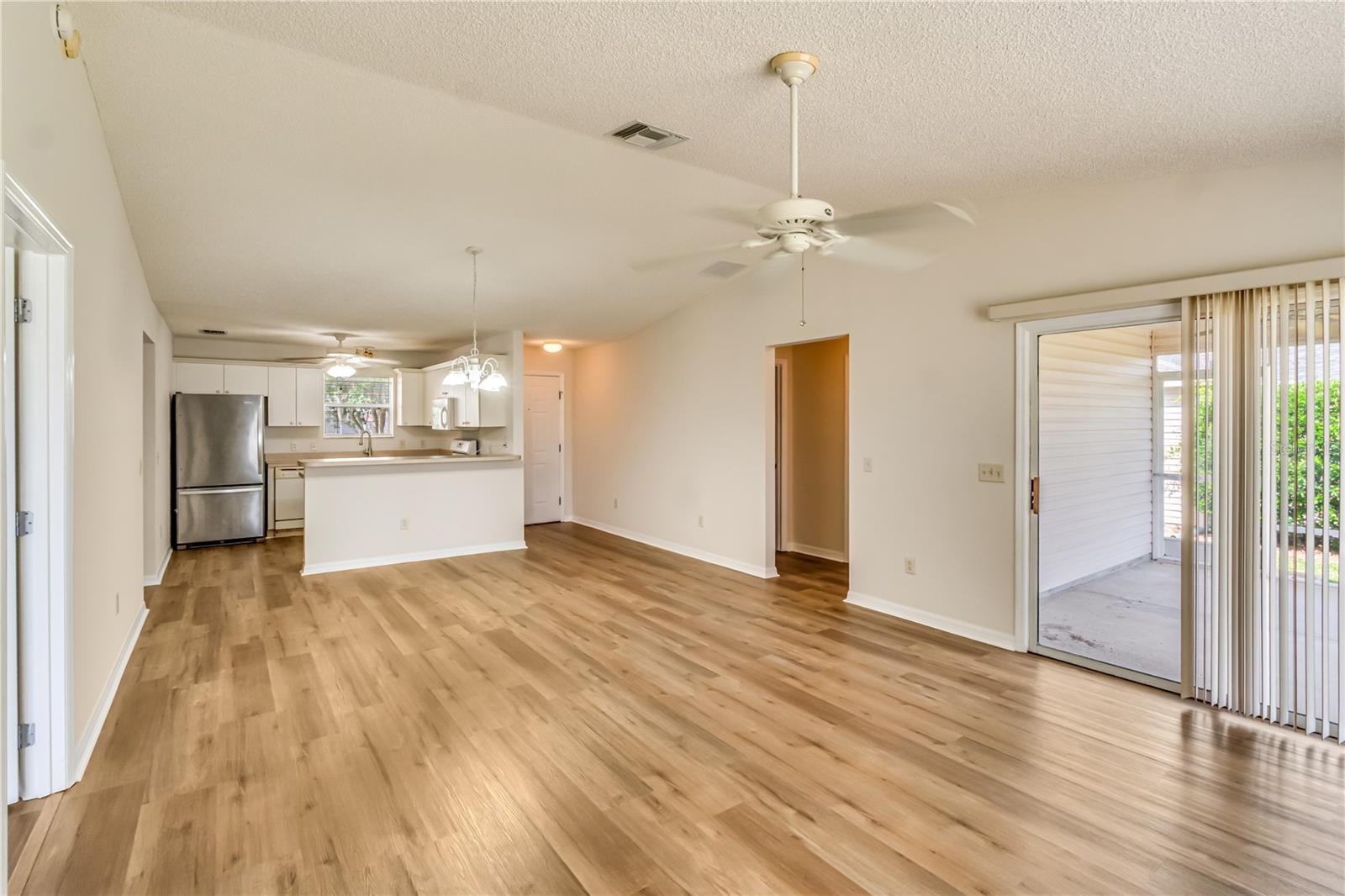 VILLAGE OF LYNNHAVEN - Residential