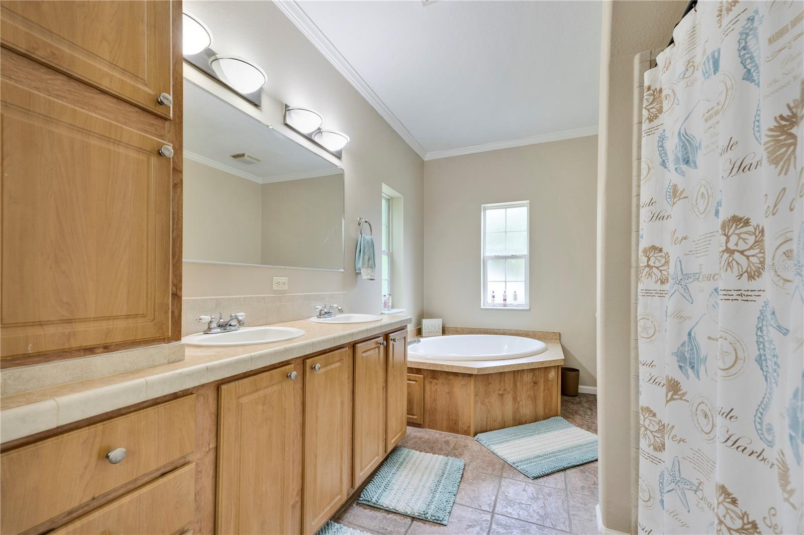 VENETIAN ISLES SUB - Residential