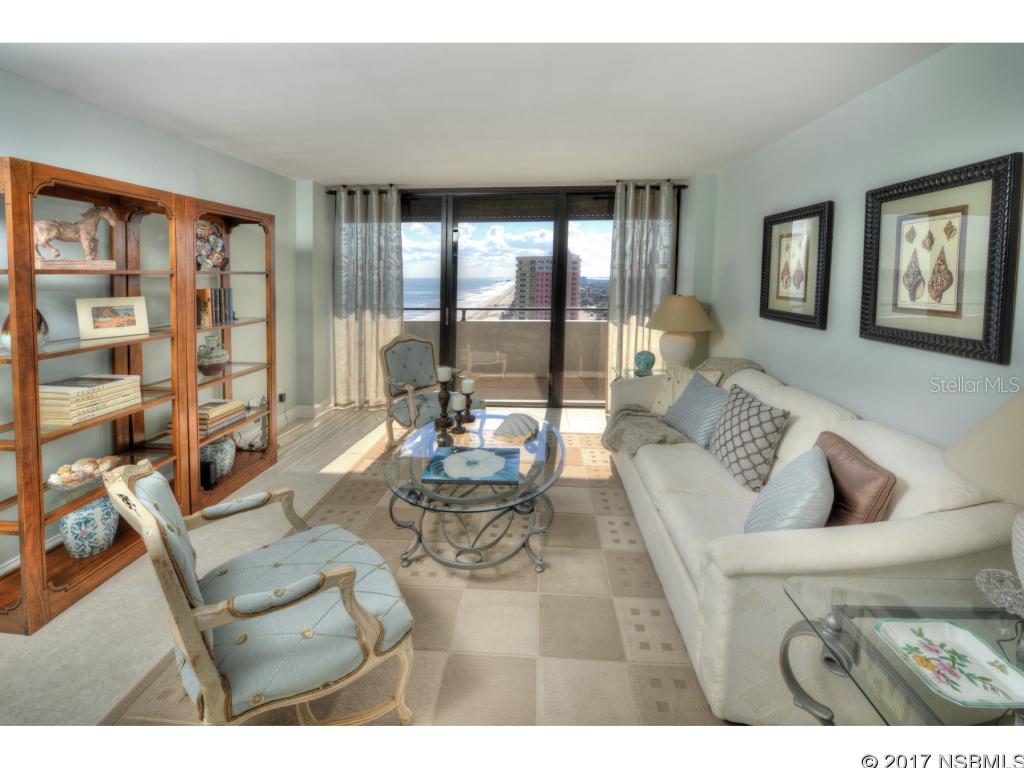 Aliki Forum - Residential