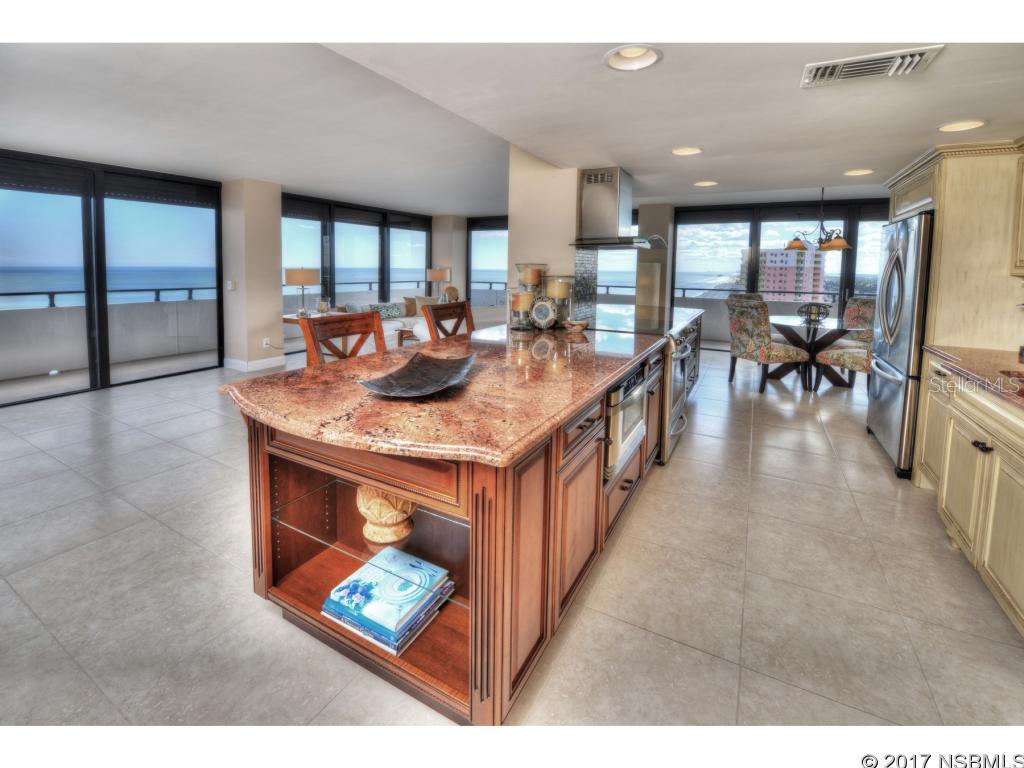 Aliki Forum - Residential