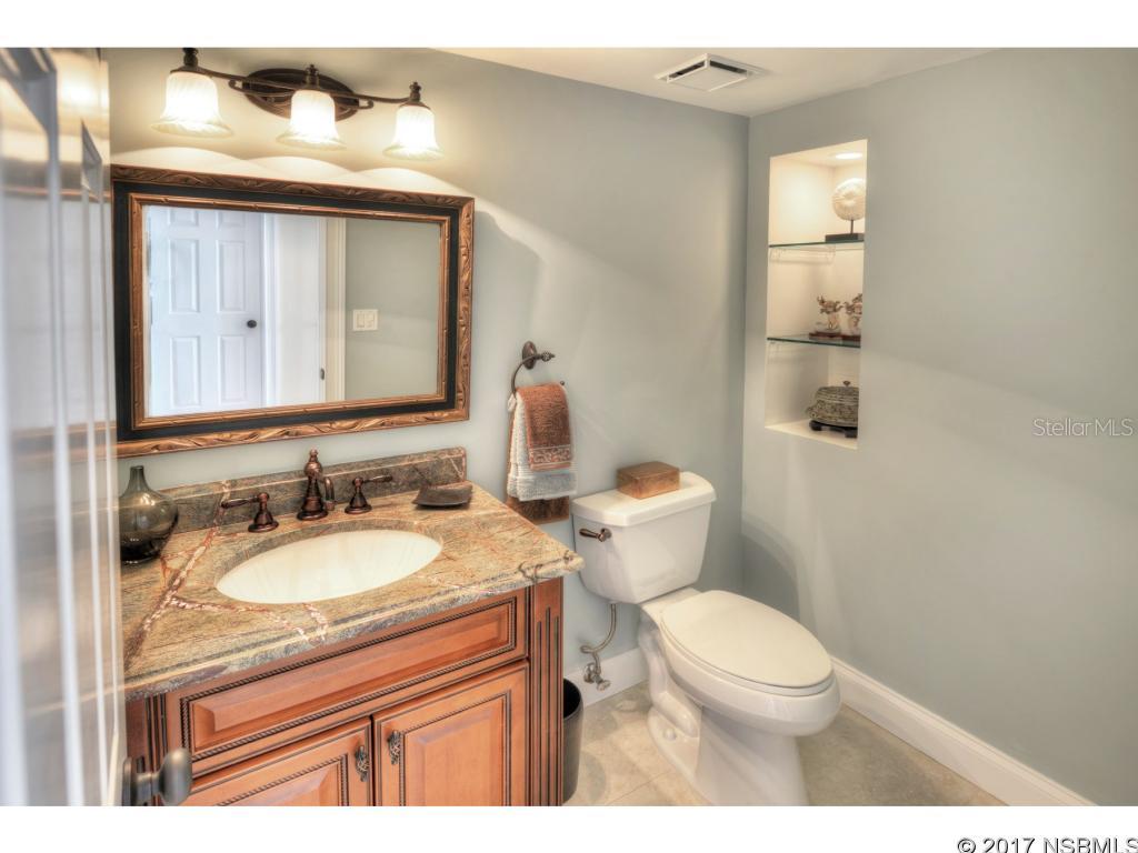 Aliki Forum - Residential