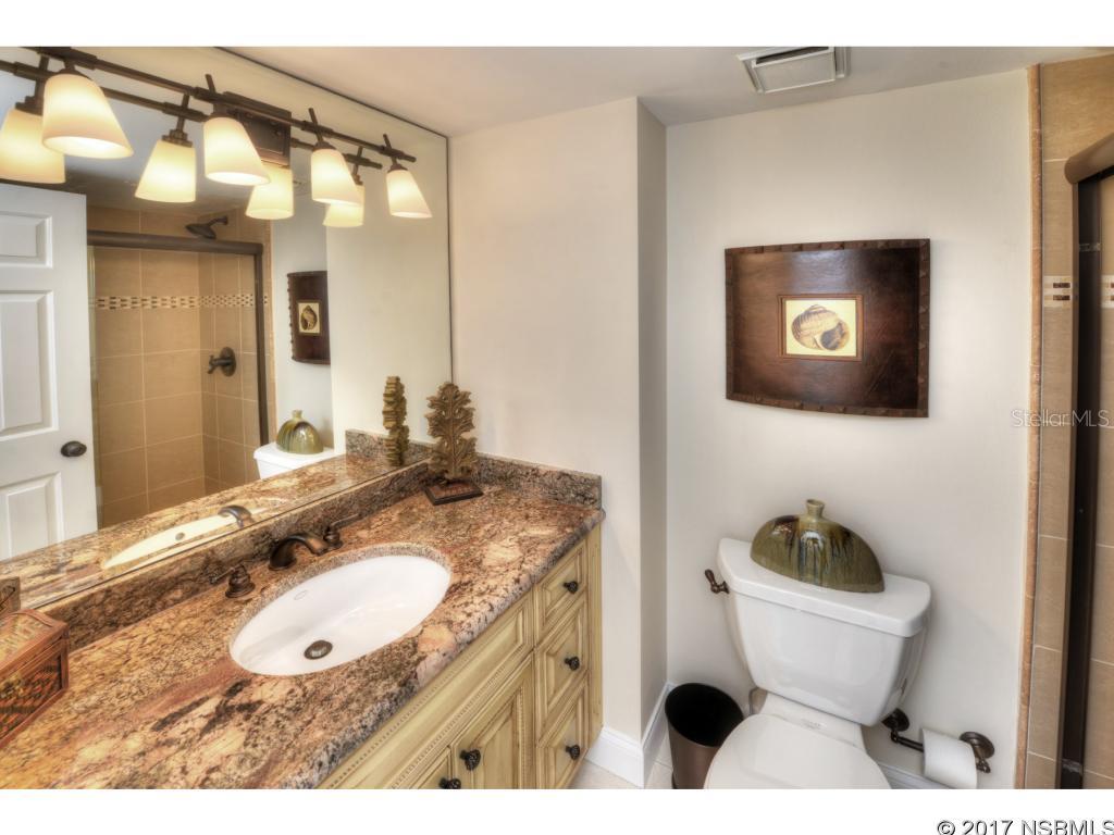 Aliki Forum - Residential