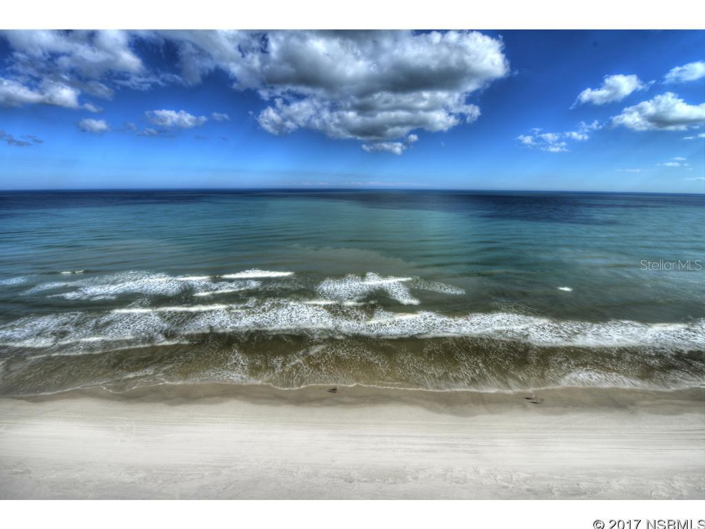 Aliki Forum - Residential