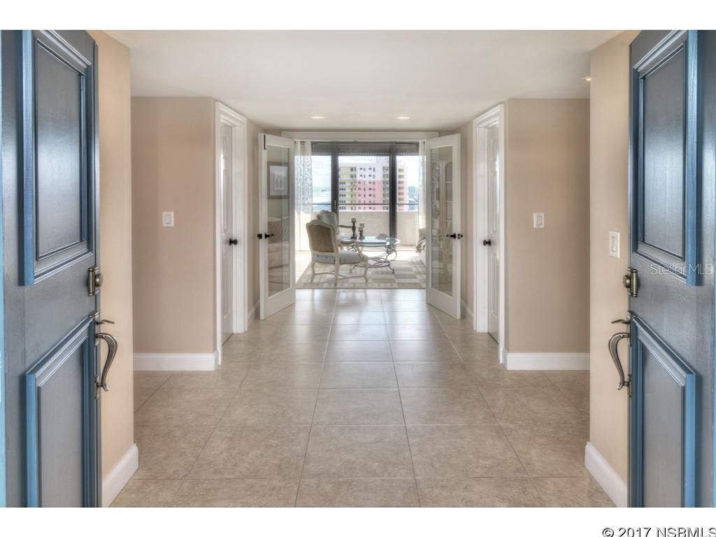 Aliki Forum - Residential