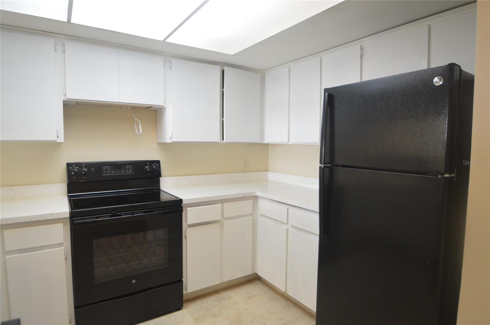 BAYWOOD MEADOWS PH 01 - Residential Lease