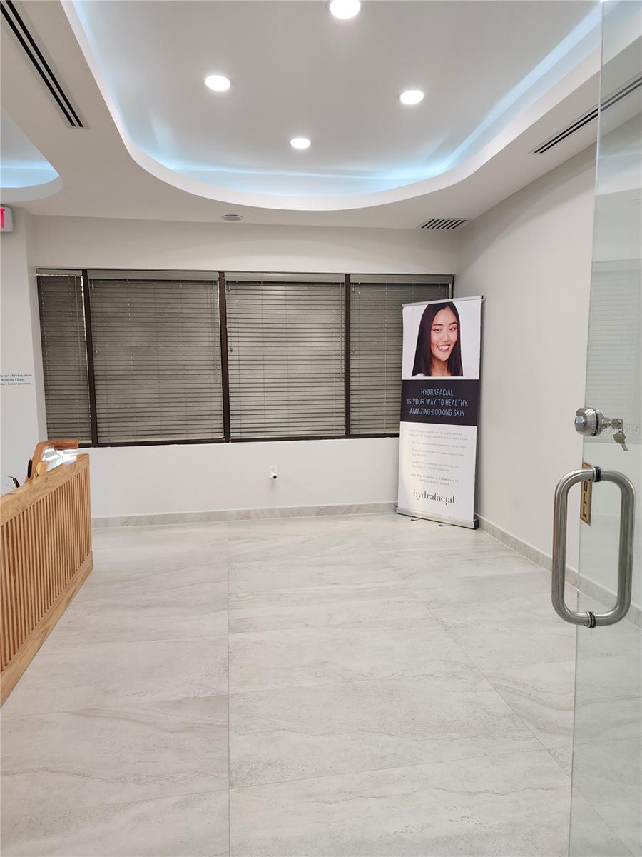 ONE CARROLLWOOD PLACE A CONDOM - Commercial Sale