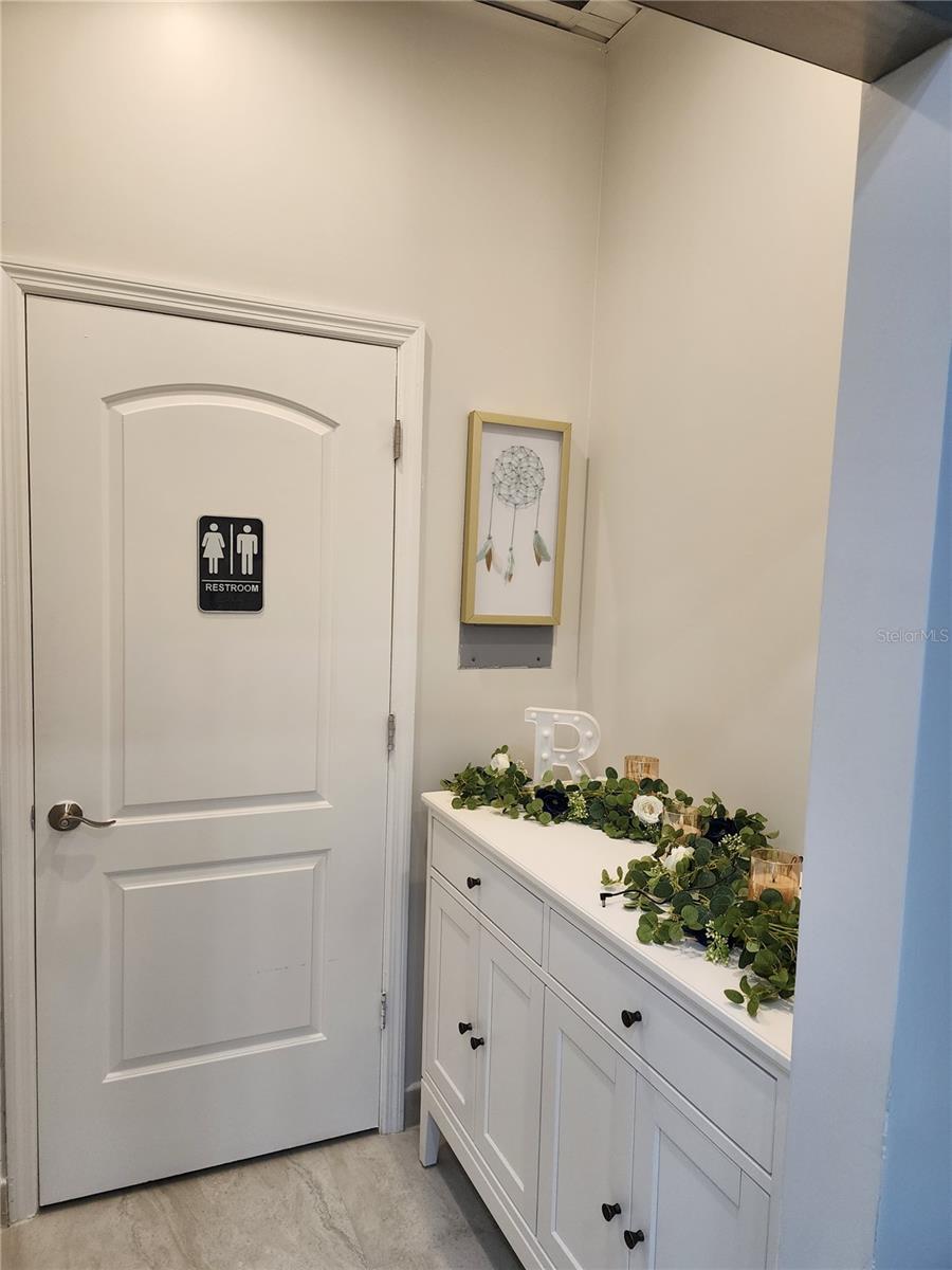 ONE CARROLLWOOD PLACE A CONDOM - Commercial Sale