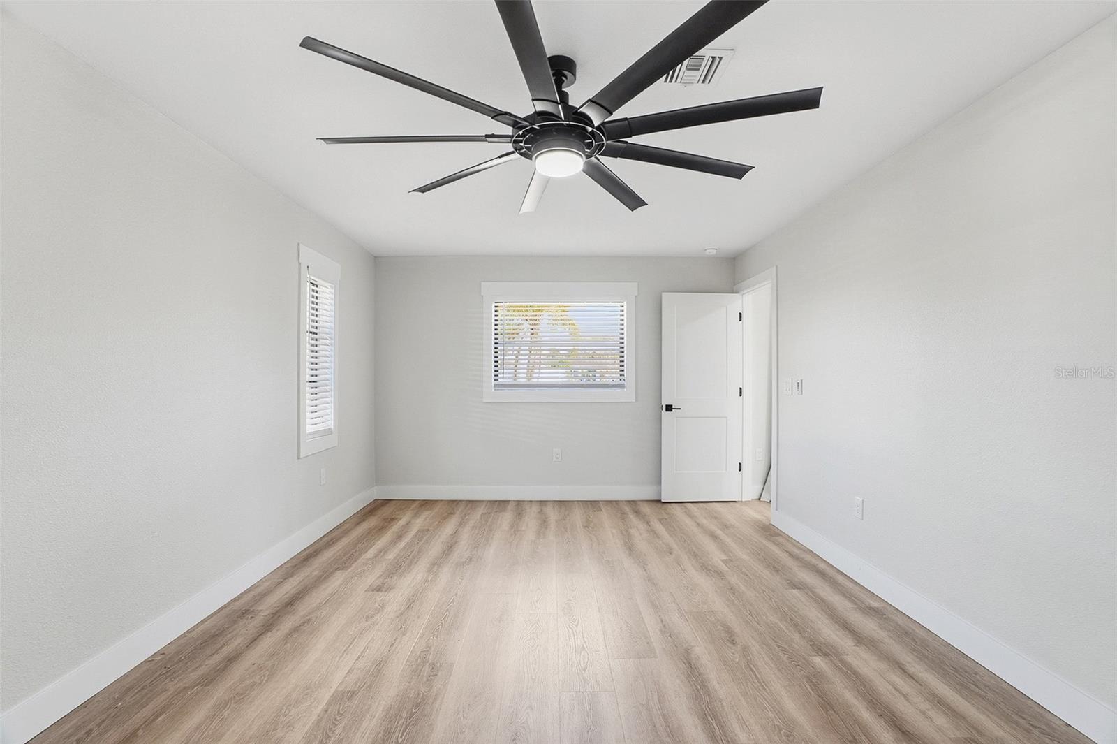 VENICE GARDENS - Residential