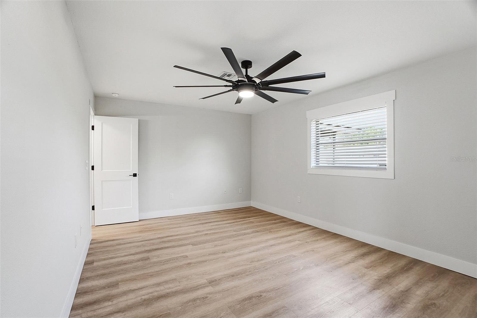 VENICE GARDENS - Residential