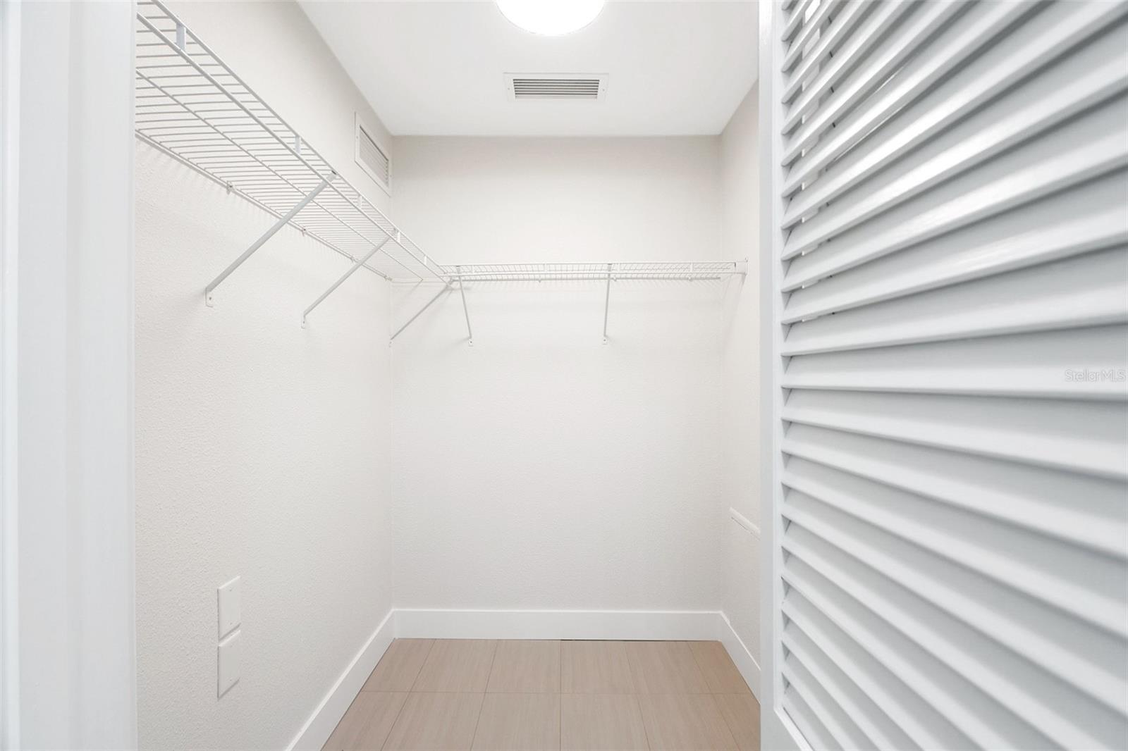 VENICE GARDENS - Residential