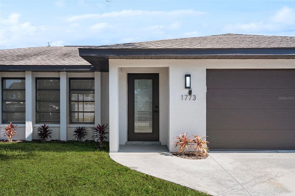 Photo of 1773 Coconut Drive, Venice, FL 34293 (MLS # C7520992)