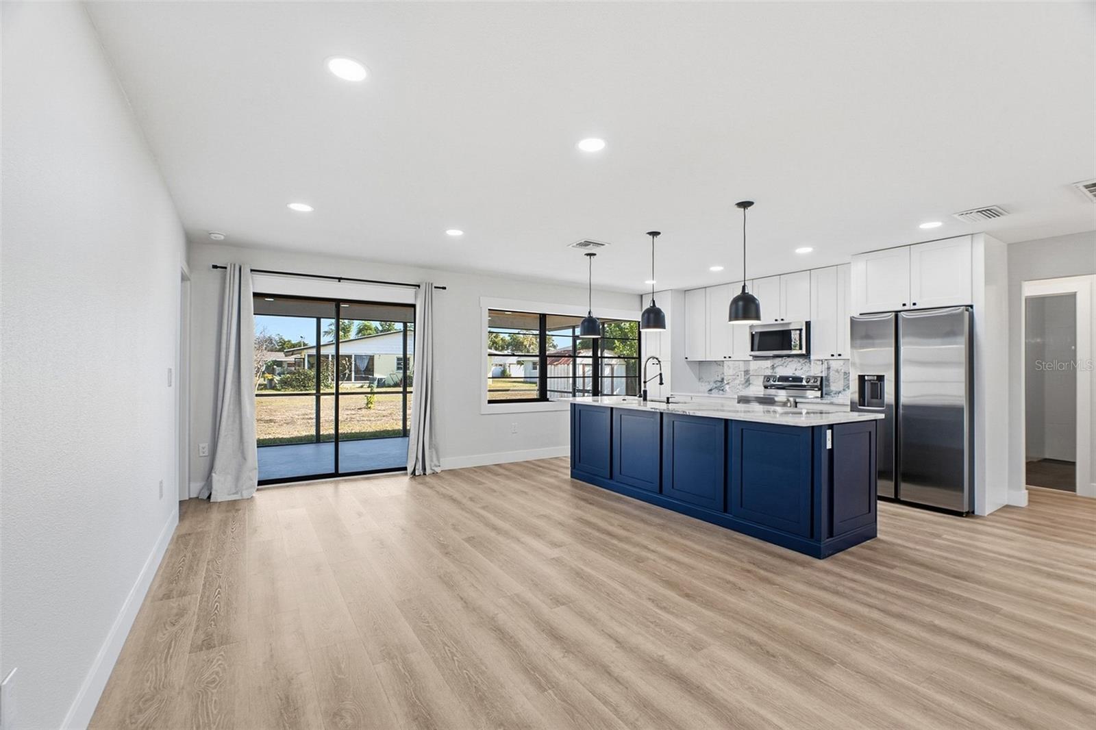 VENICE GARDENS - Residential