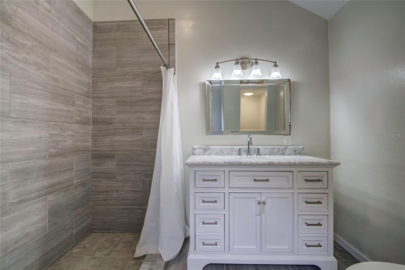 PONCE DELEON TO CO LINE (C981) - Residential