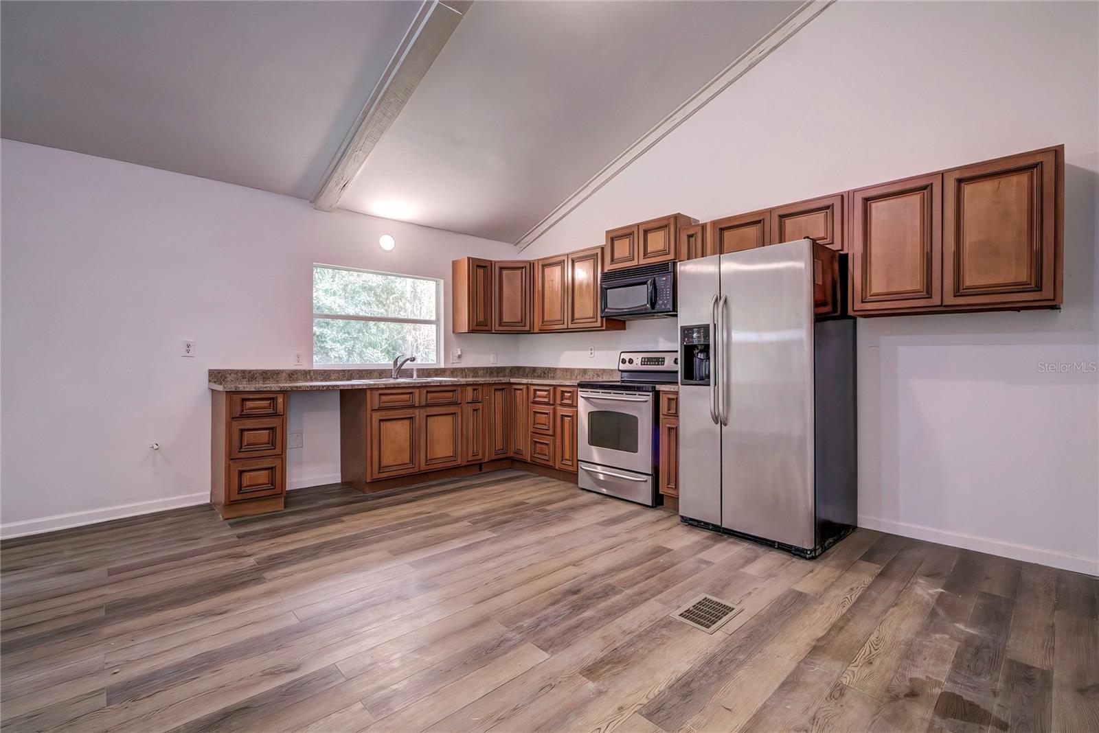 PONCE DELEON TO CO LINE (C981) - Residential