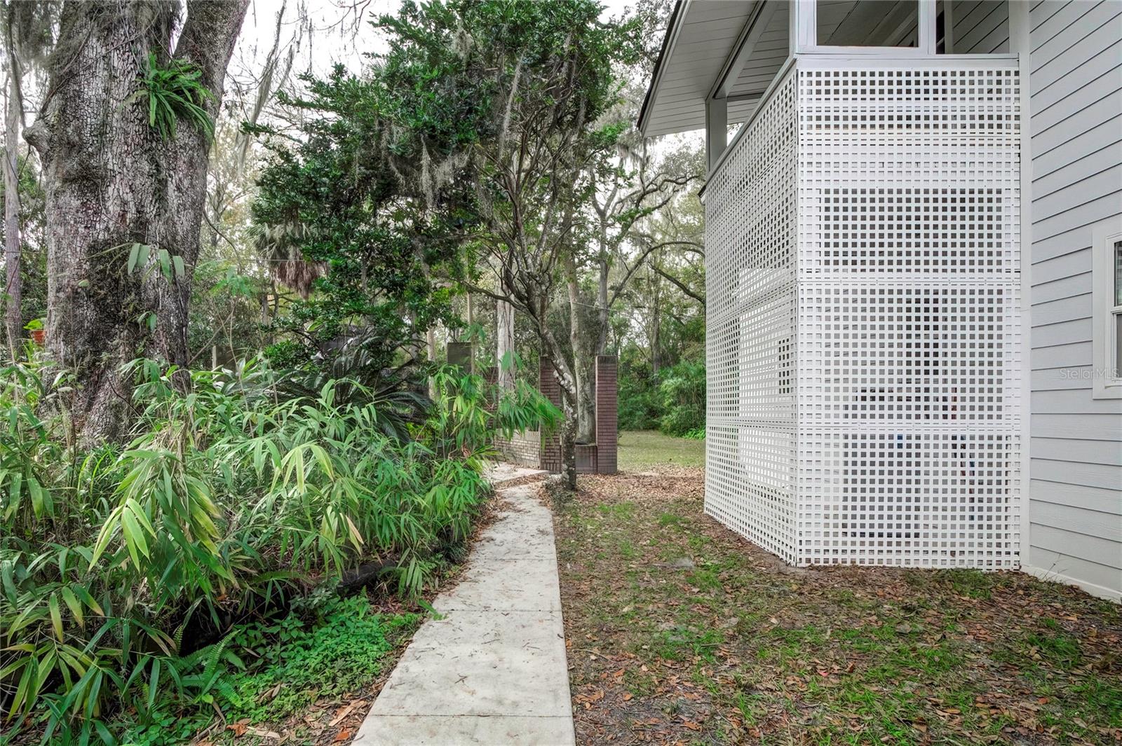 PONCE DELEON TO CO LINE (C981) - Residential