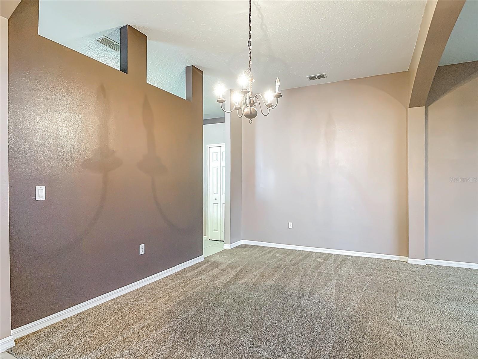 DELTONA LAKES UNIT 07 - Residential