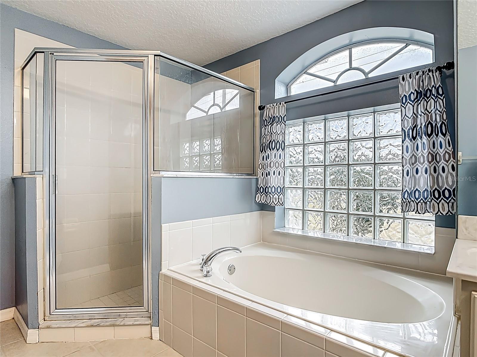 DELTONA LAKES UNIT 07 - Residential