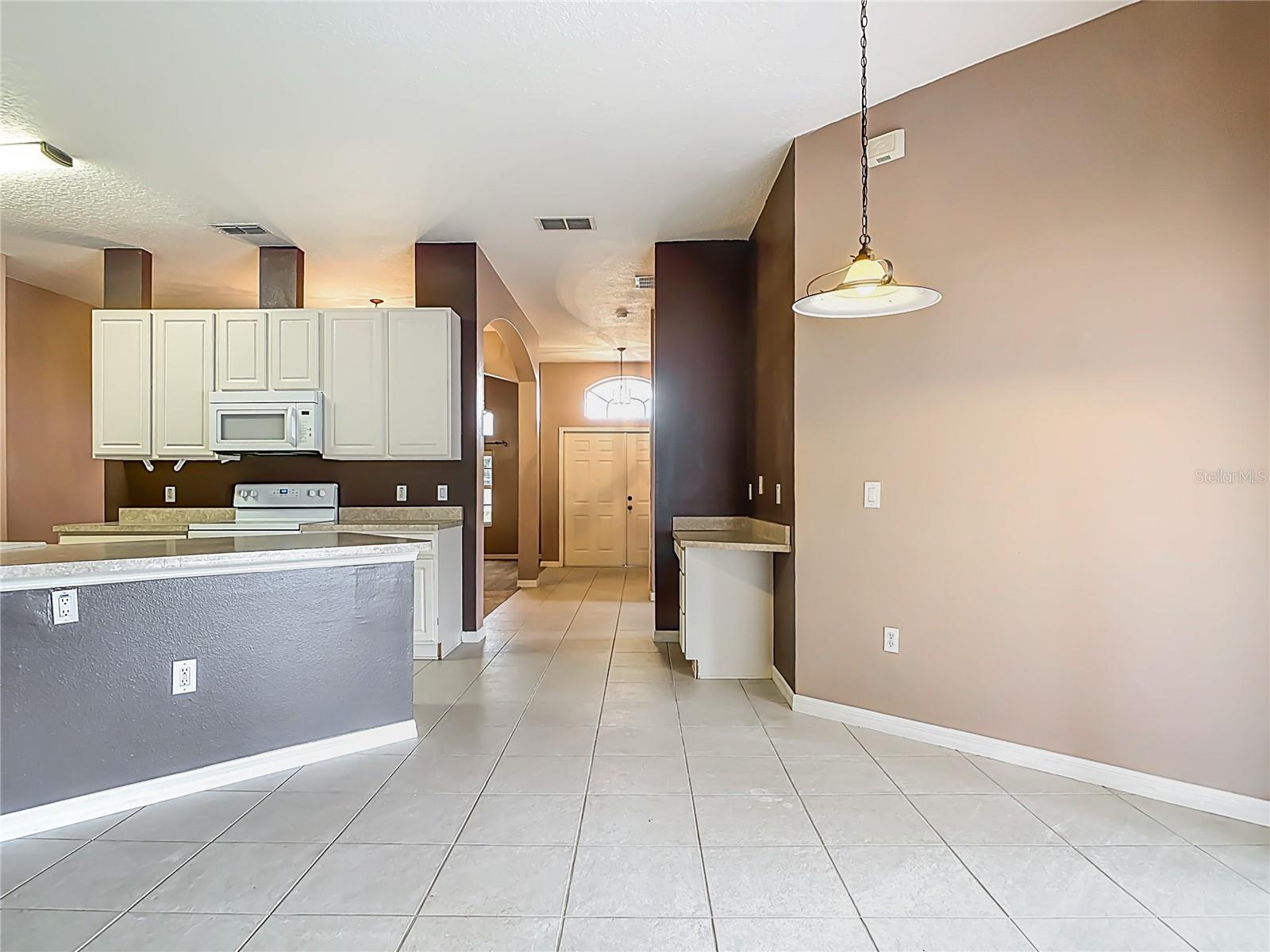 DELTONA LAKES UNIT 07 - Residential