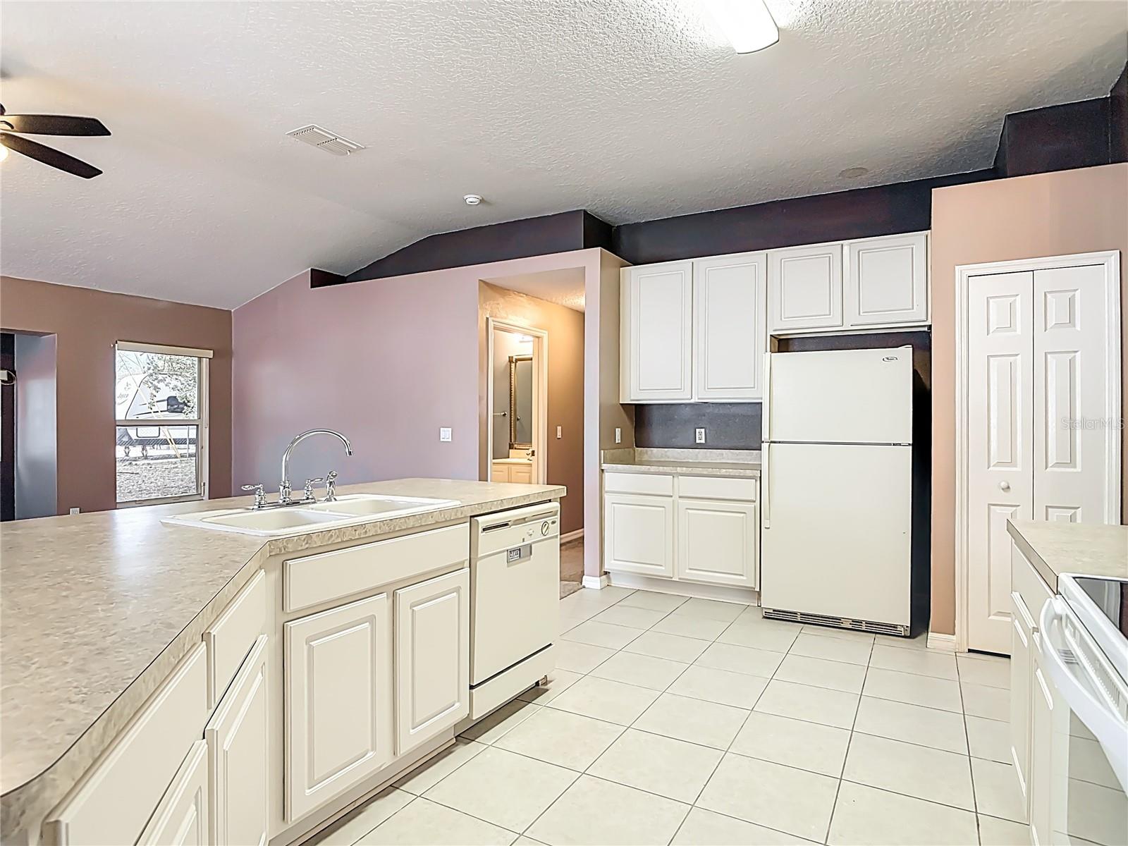 DELTONA LAKES UNIT 07 - Residential