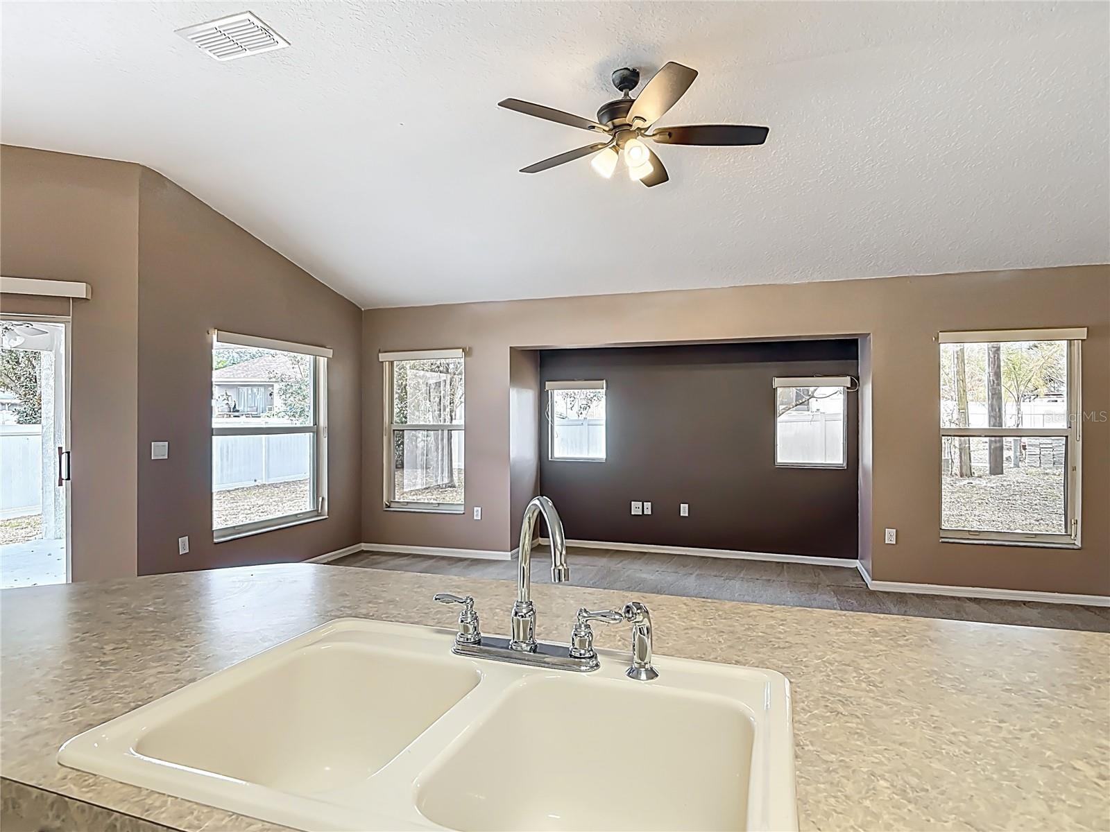 DELTONA LAKES UNIT 07 - Residential