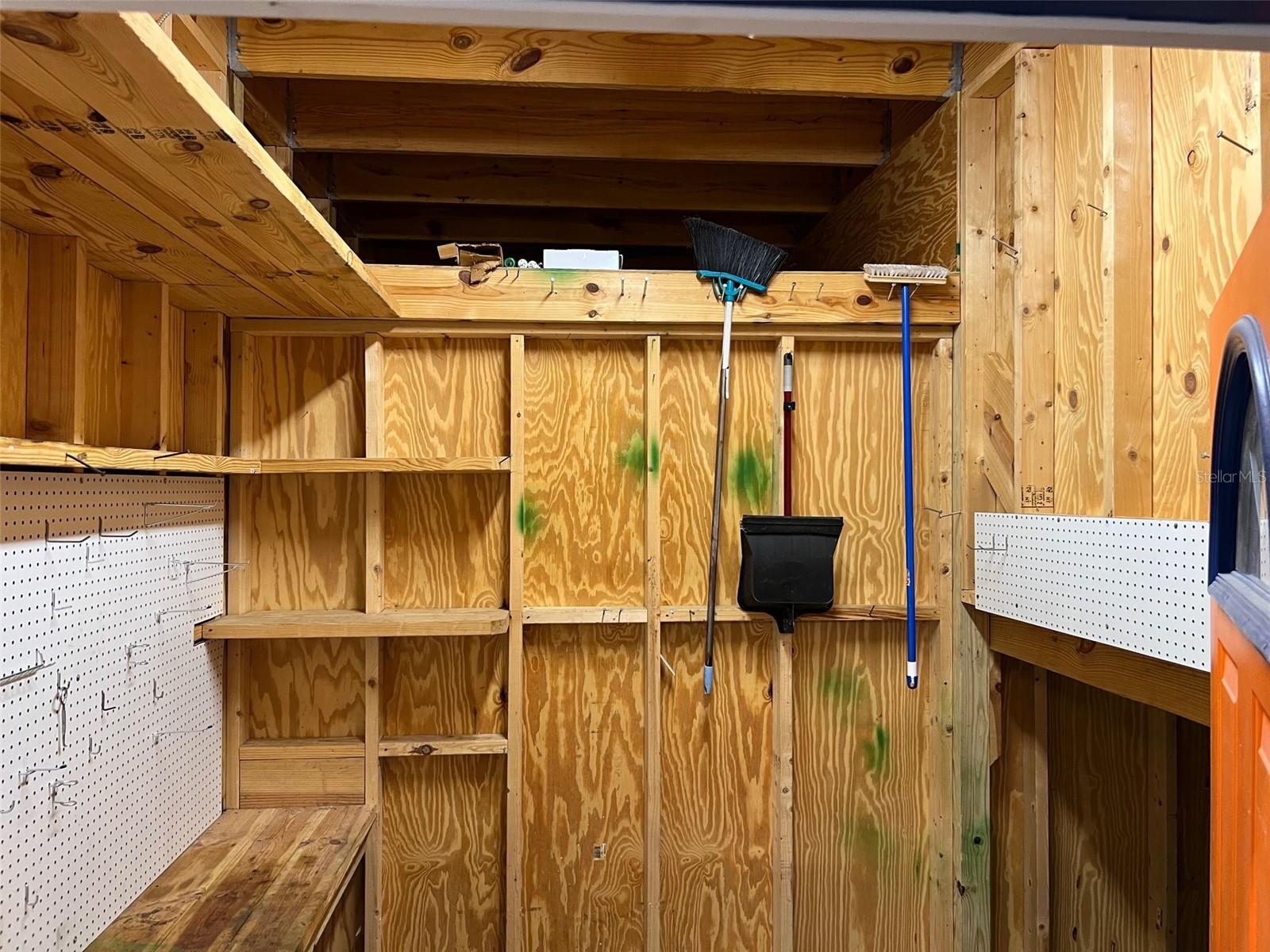 GVILLE BUS & TECH PARK CONDO - Commercial Lease