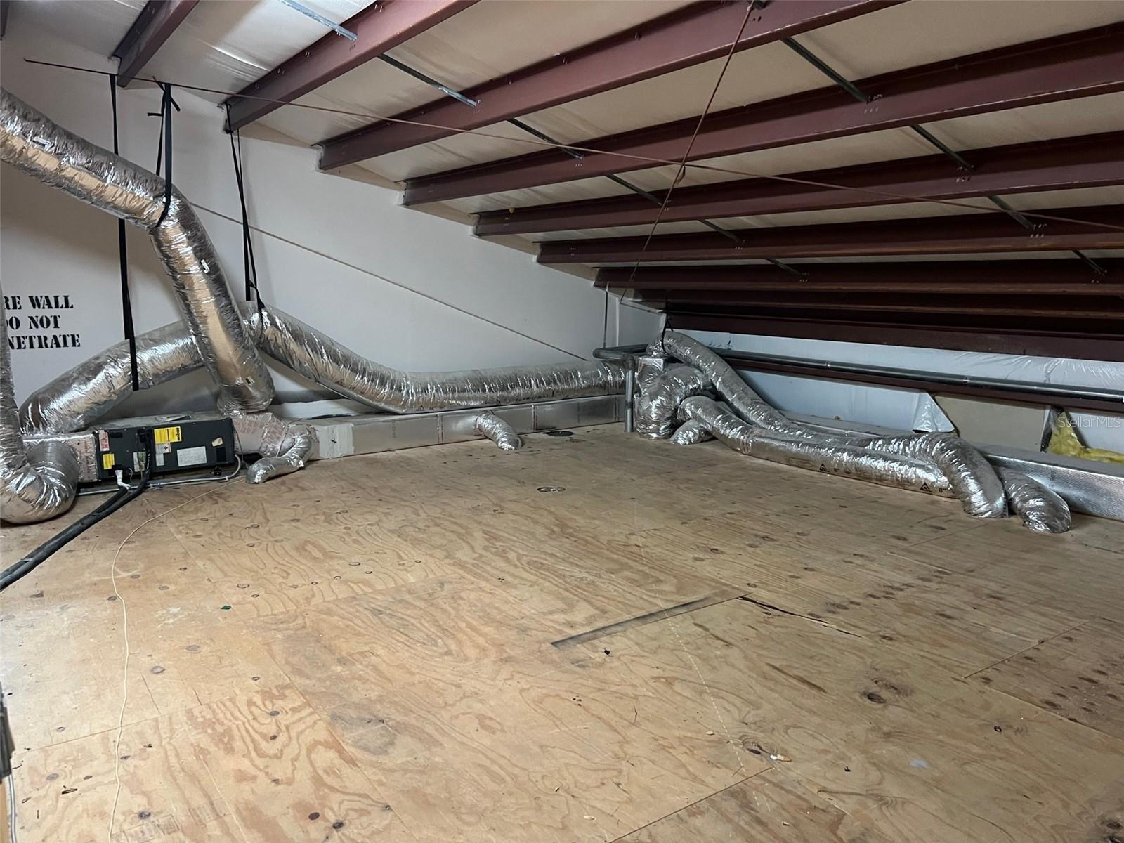 GVILLE BUS & TECH PARK CONDO - Commercial Lease