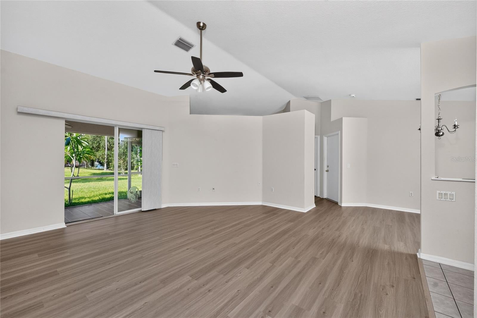 3871 COQUINA AVENUE, NORTH PORT, FL, 34286 4 3871 COQUINA AVENUE