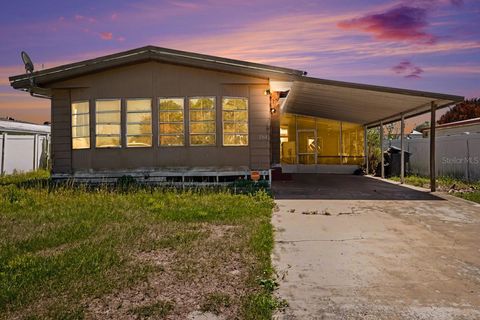 Photo of 2312 Kay Street, Lake Alfred, FL 33850 (MLS # A4691219)