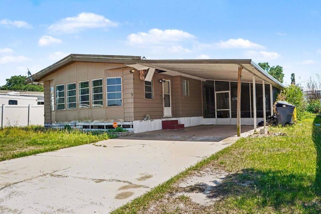 Photo of 2312 Kay Street, Lake Alfred, FL 33850 (MLS # A4691219)