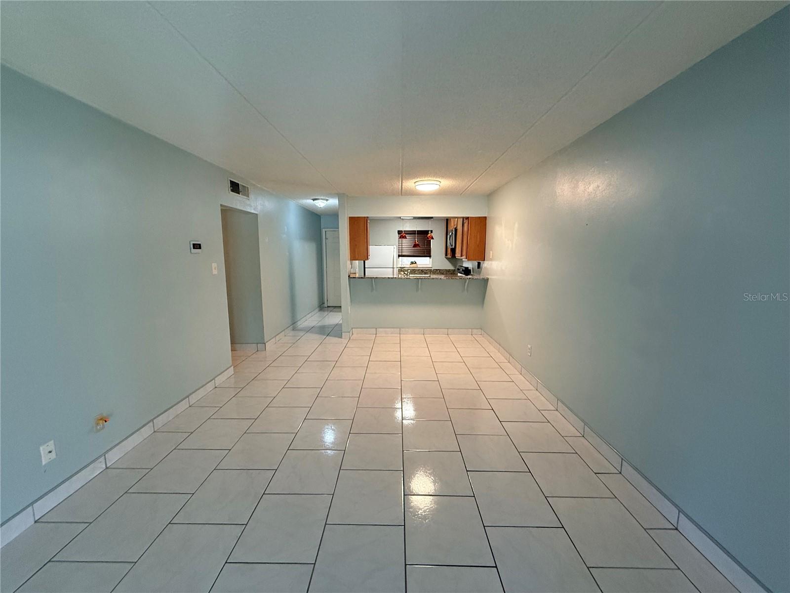 DELAND OAKS CONDO - Residential Lease