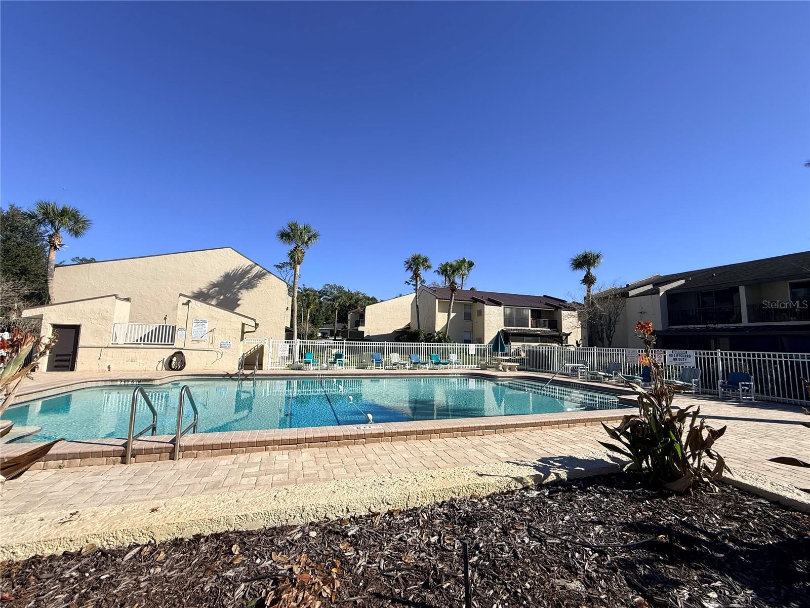 DELAND OAKS CONDO - Residential Lease