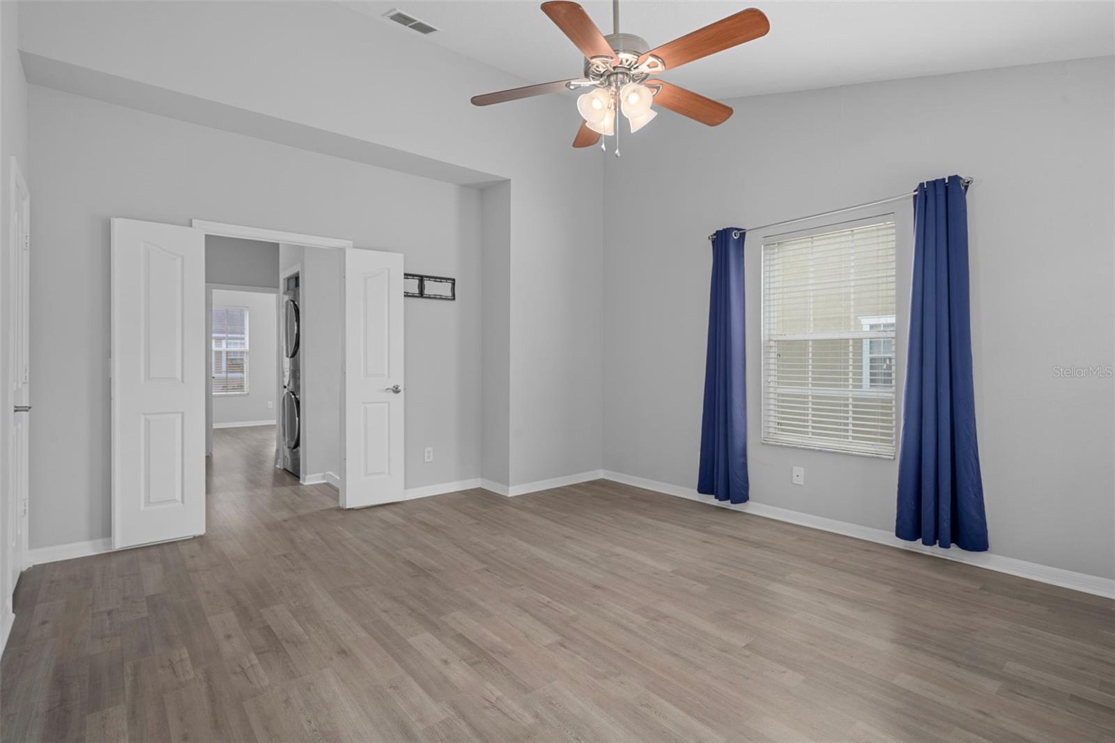 BAYSHORE POINTE TWNHMS PHAS - Residential